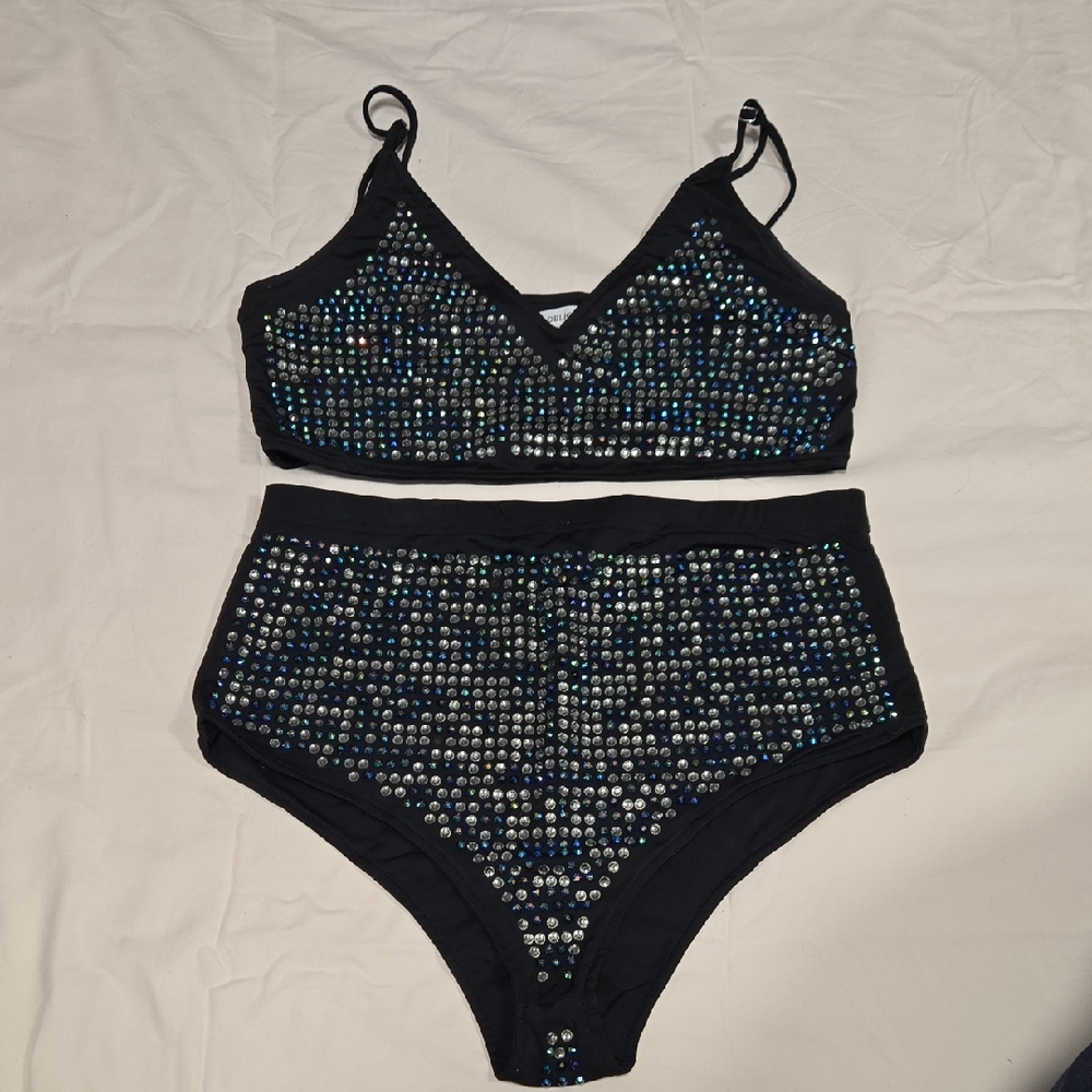 Hot & Delicious Black Rhinestone Set